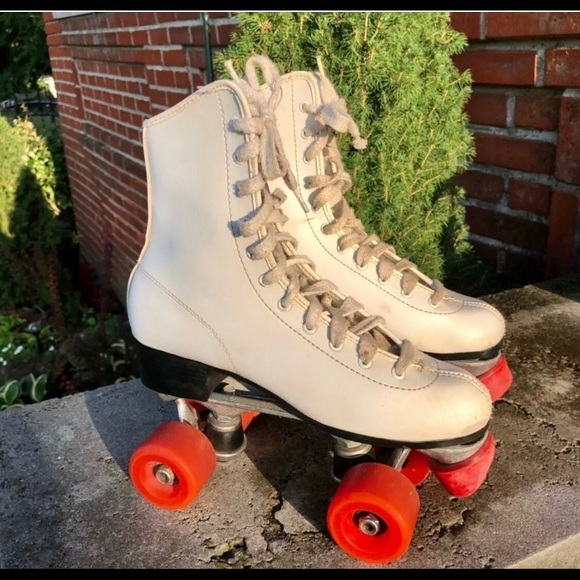 VINTAGE ROLLER SKATES WOMEN 7 - Picture 1 of 9